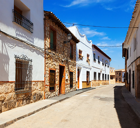 girl student makes item 3d printer 230311 5320.jpg 3 2