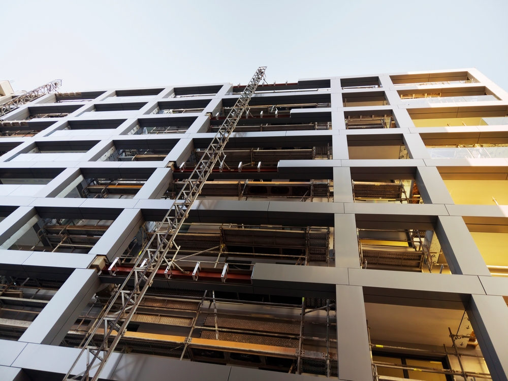 Restoration,And,Improvement,Of,Building,Facade,Protection,With,Modern,Metal